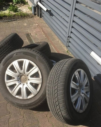 Volkswagen Tiguan cena 39900 przebieg: 232000, rok produkcji 2013 z Jędrzejów małe 56